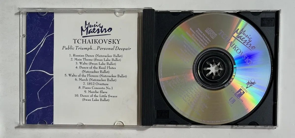 CD Tchaikovsky - The Essential Tchaikovsky - Imagem 2