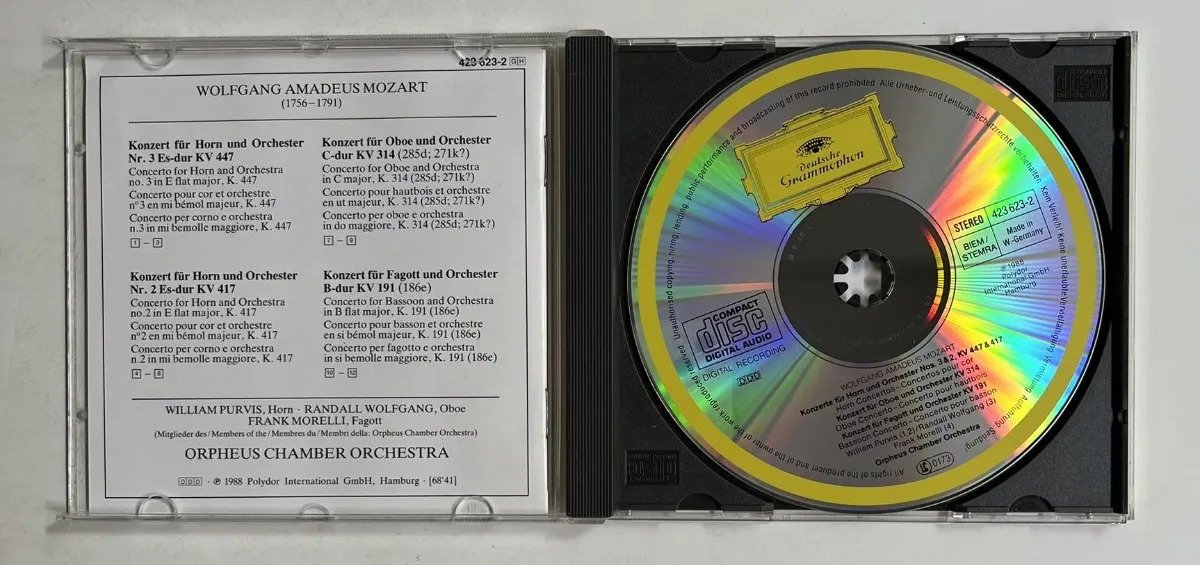 CD Wolfgang Amadeus Mozart - Horn Concertos Nos. 2 & 3, Oboe Concerto, Bassoon Concerto - Imagem 2